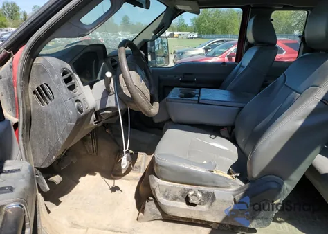 2015 Ford F350 Super Duty z USA, uszkodzony, nr VIN 1FD8X3B64FEC65478